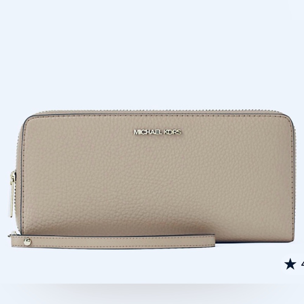 Michael Kors Jet Set Travel Large Wallet With Removable Wristlet Strap